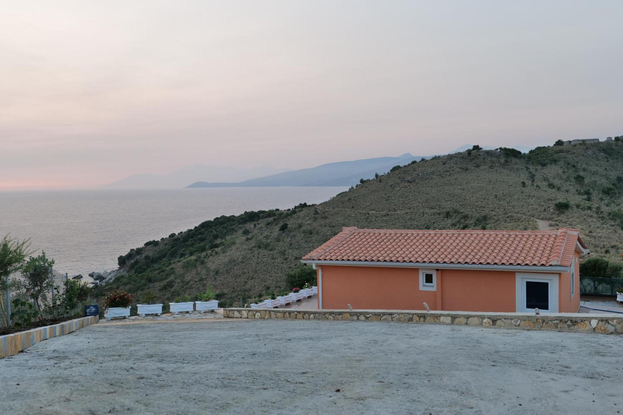 Twins Villa Sarandë Eksteriør bilde